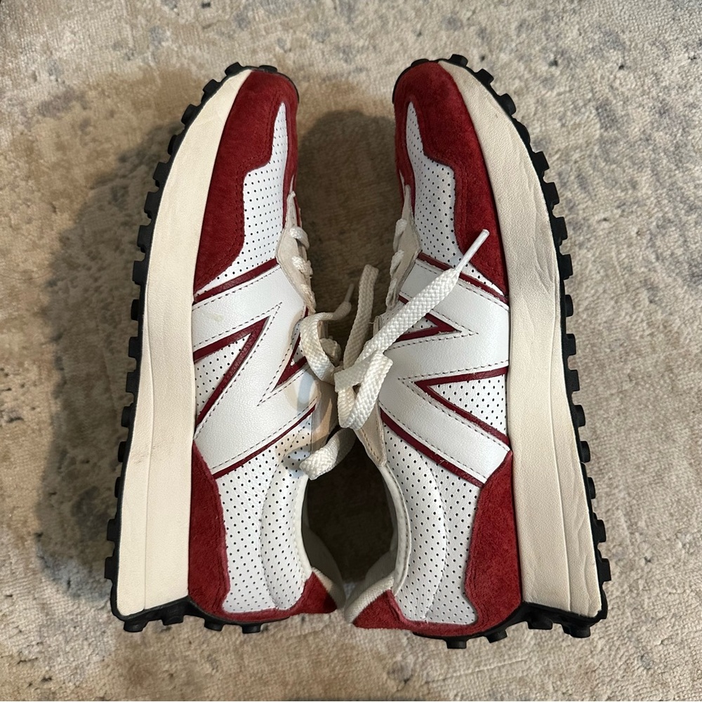 New Balance 327